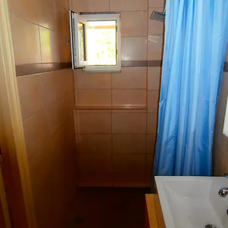 Tzortzakos * Mavrovoúnion